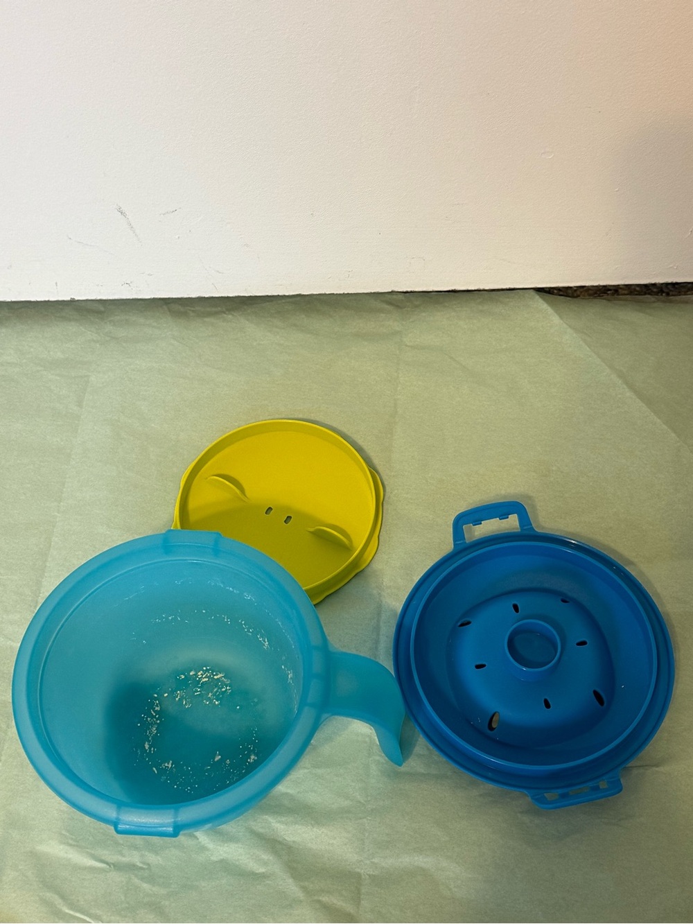 Tupperware Rice Cooker - Picture 2 of 3